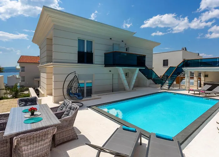 Сasa de vacaciones In With Kitchen *